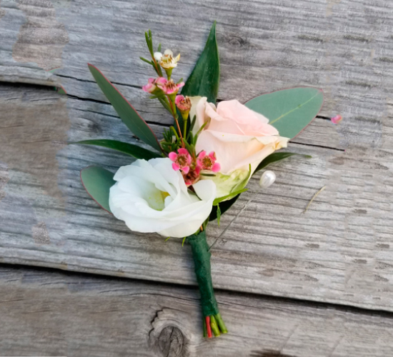 boutonniere